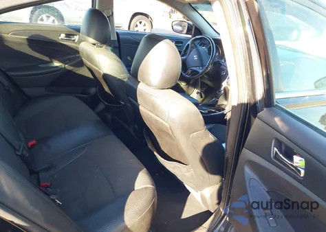 2013 Hyundai Sonata Se z USA, uszkodzony, nr VIN 5NPEC4AC9DH562131